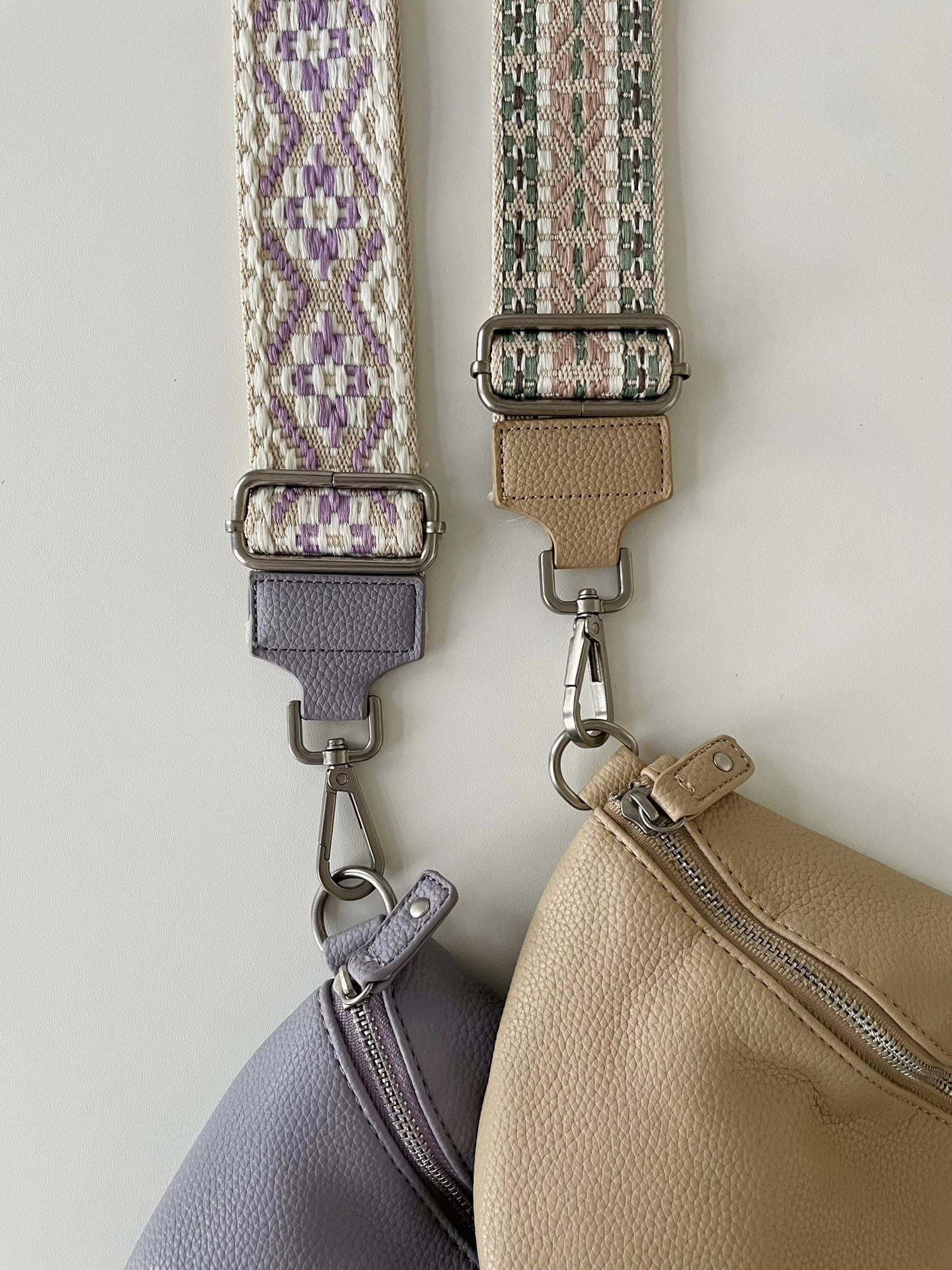 Stylische Flieder Bauchtasche – Praktisch & Modern für Damen und Herren