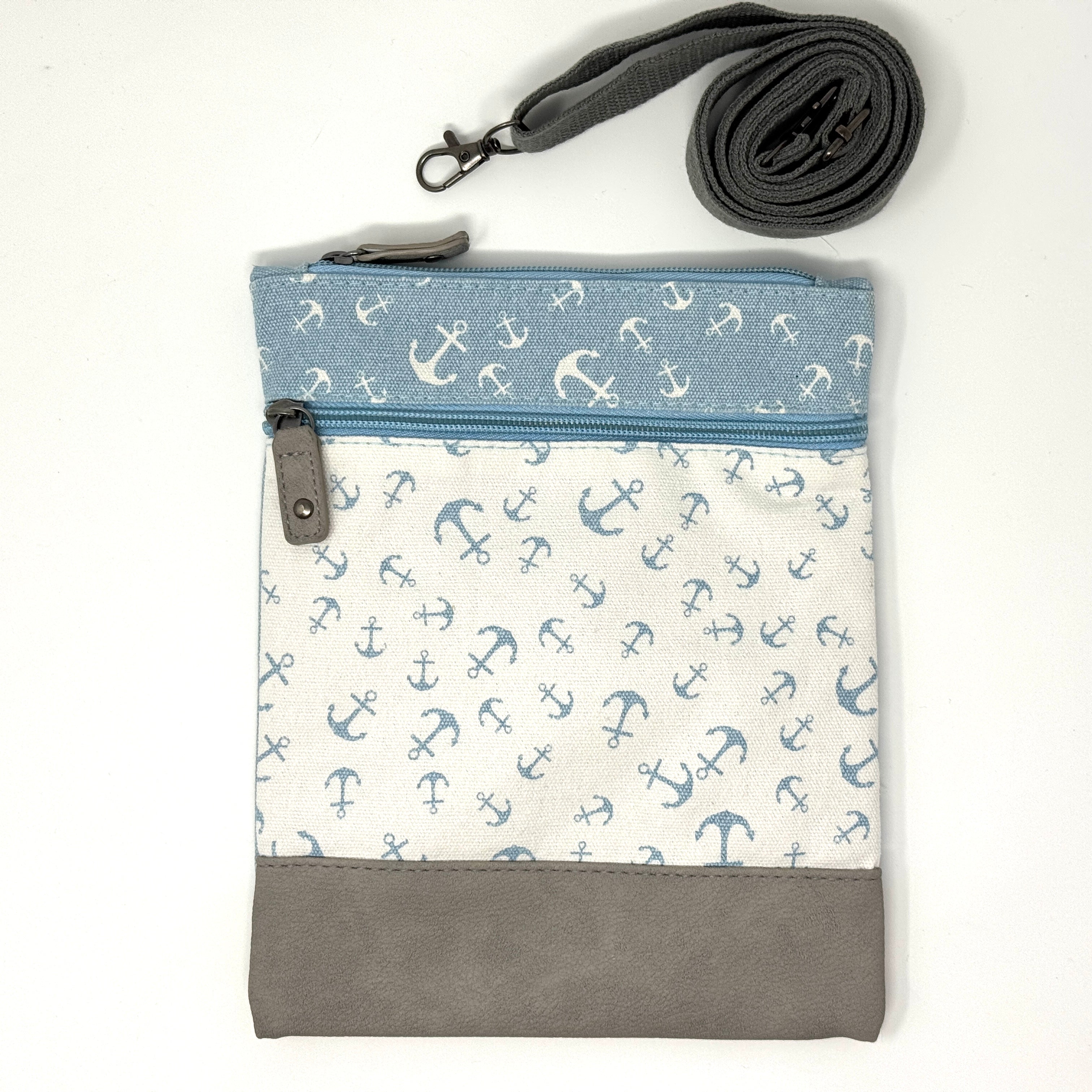 Maritime Umhängetasche Anker-Muster – Grau & Weiß – In verschiedenen Farben erhältlich