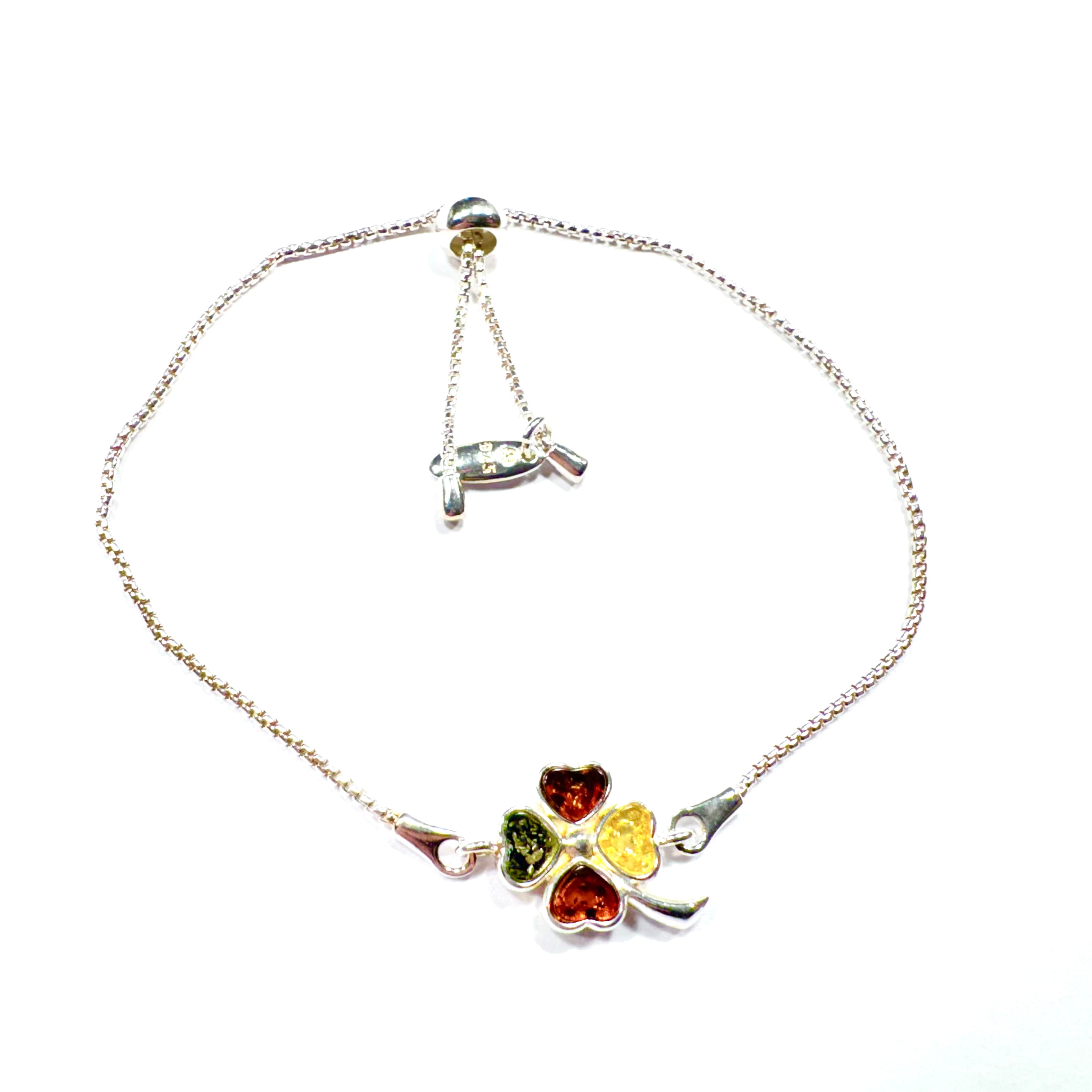 Elegantes Bernstein-Armband aus 925er Silber mit Klee-Charm – echtes Naturbernstein-Schmuckstück als Glückssymbol