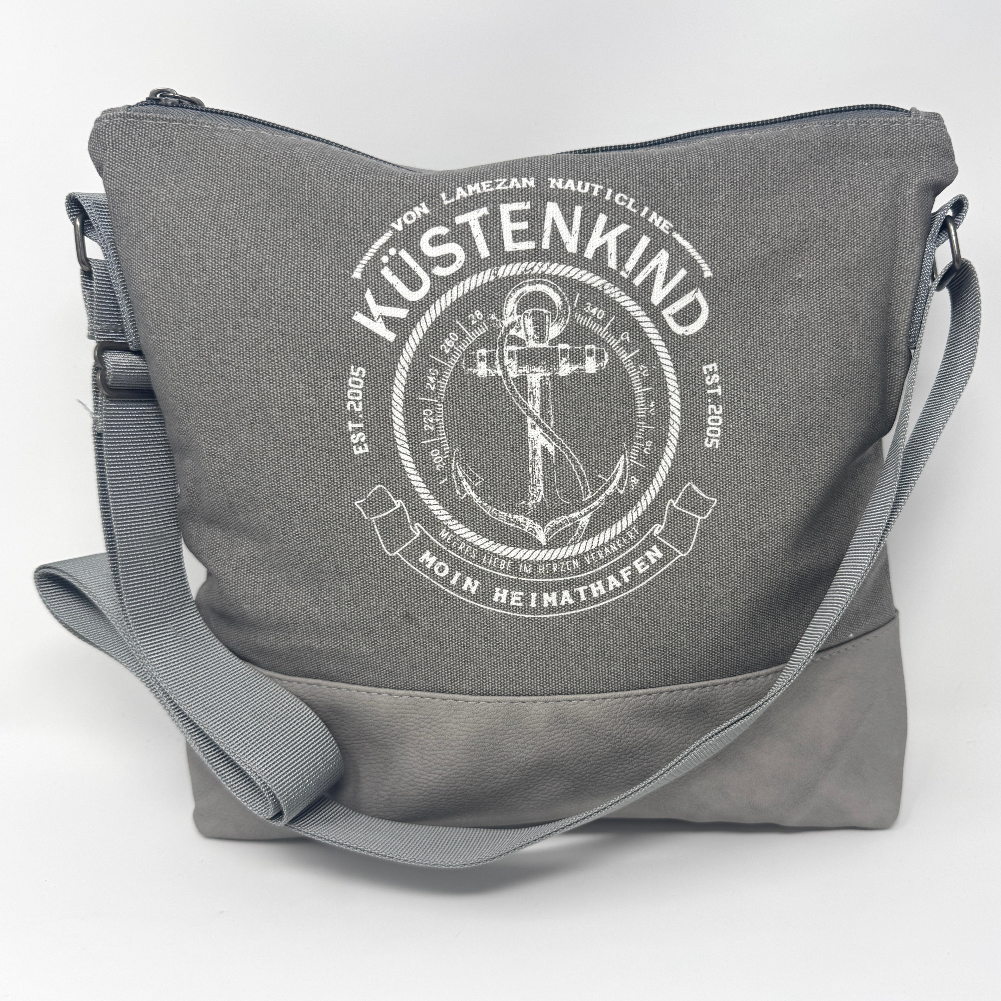 Küstenkind Umhängetasche in grau mit Anker-Motiv und maritimem Küstenkind-Print