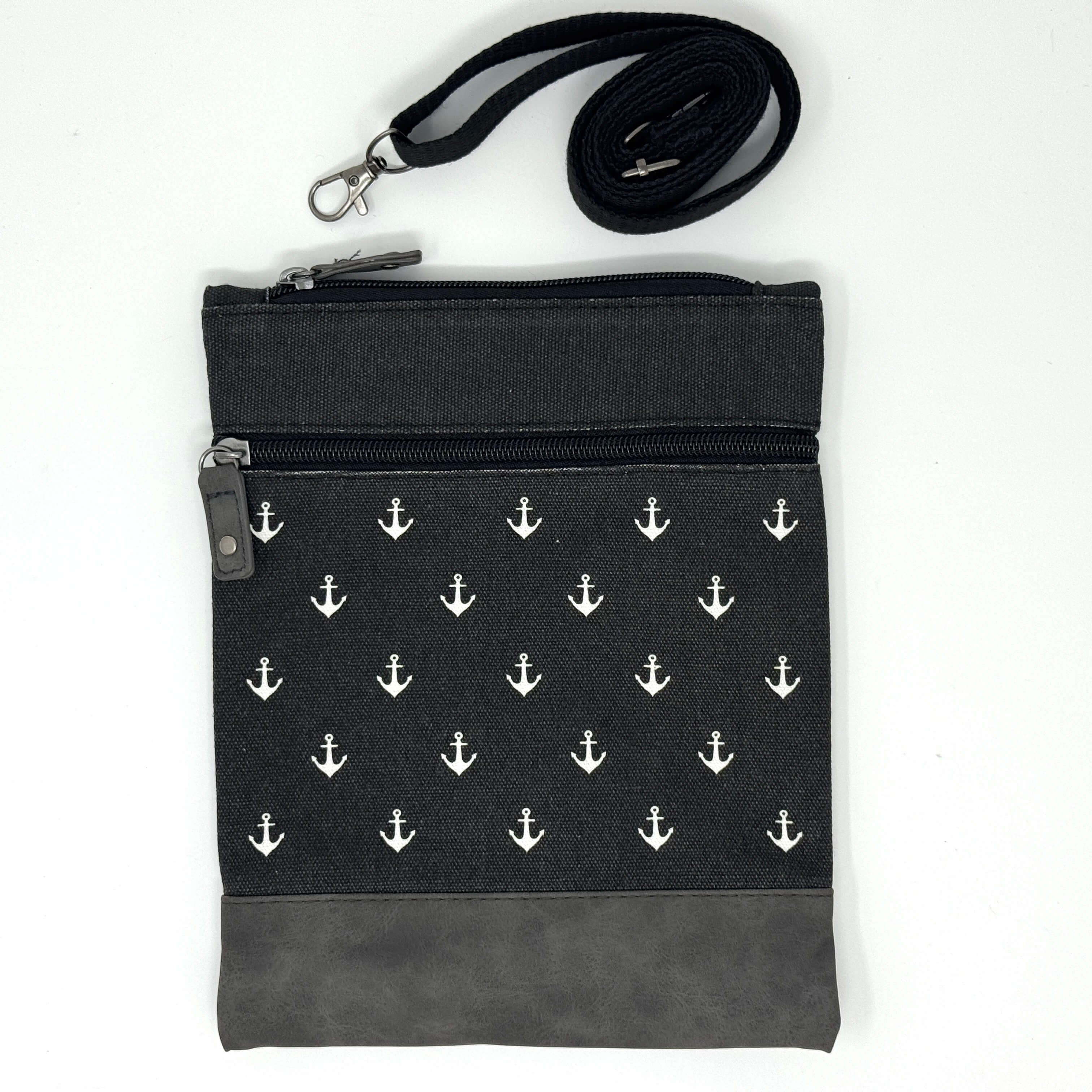 Maritime Umhängetasche für Damen in schwarz , praktisch als Crossbag mit Anker-Design