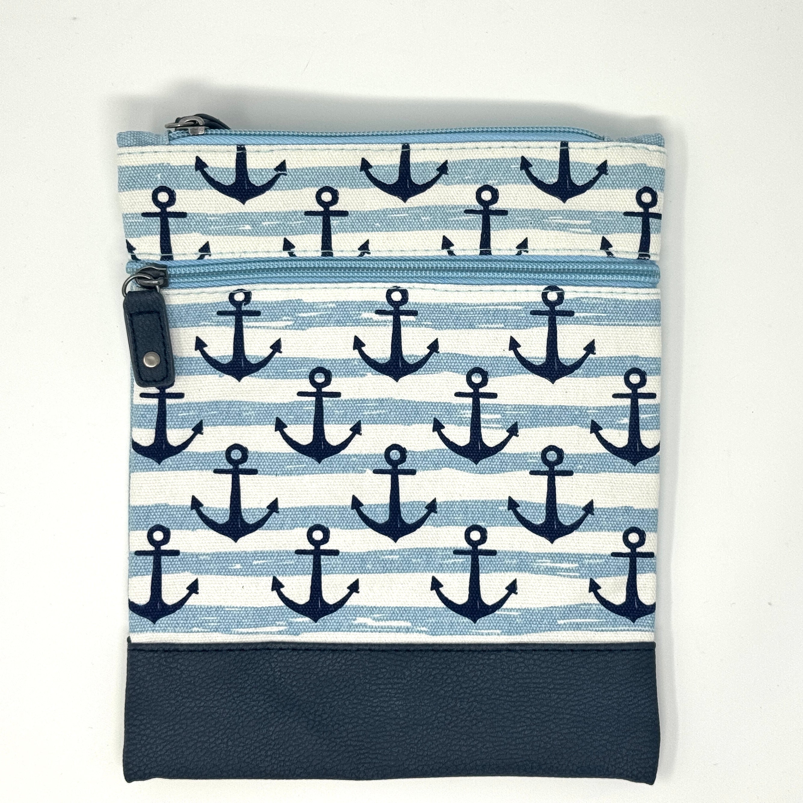 Maritime Umhängetasche mit blauem Anker-Muster, Reißverschluss und verschiedenen Farben