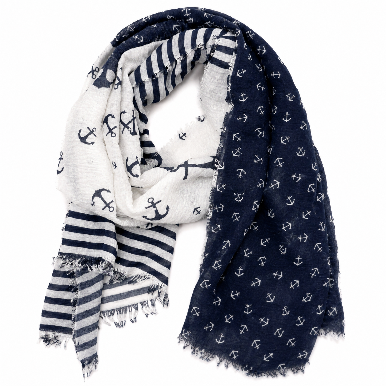Maritimer Damen-Schal in Blau und Weiß mit Anker-Muster und Streifen auf weißem Hintergrund.